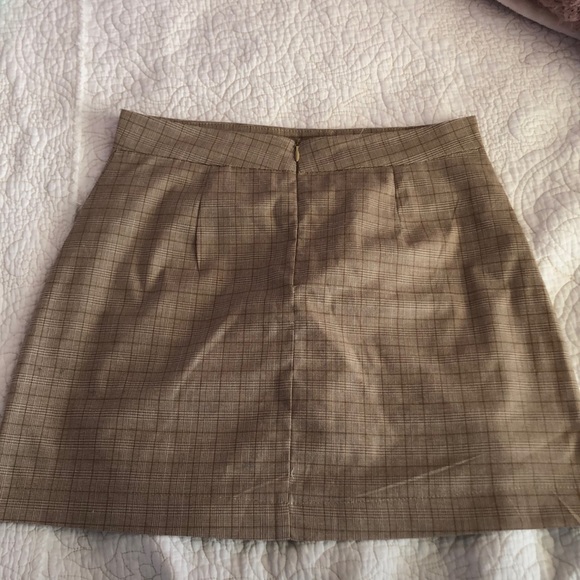 Mini skirt - Picture 2 of 3